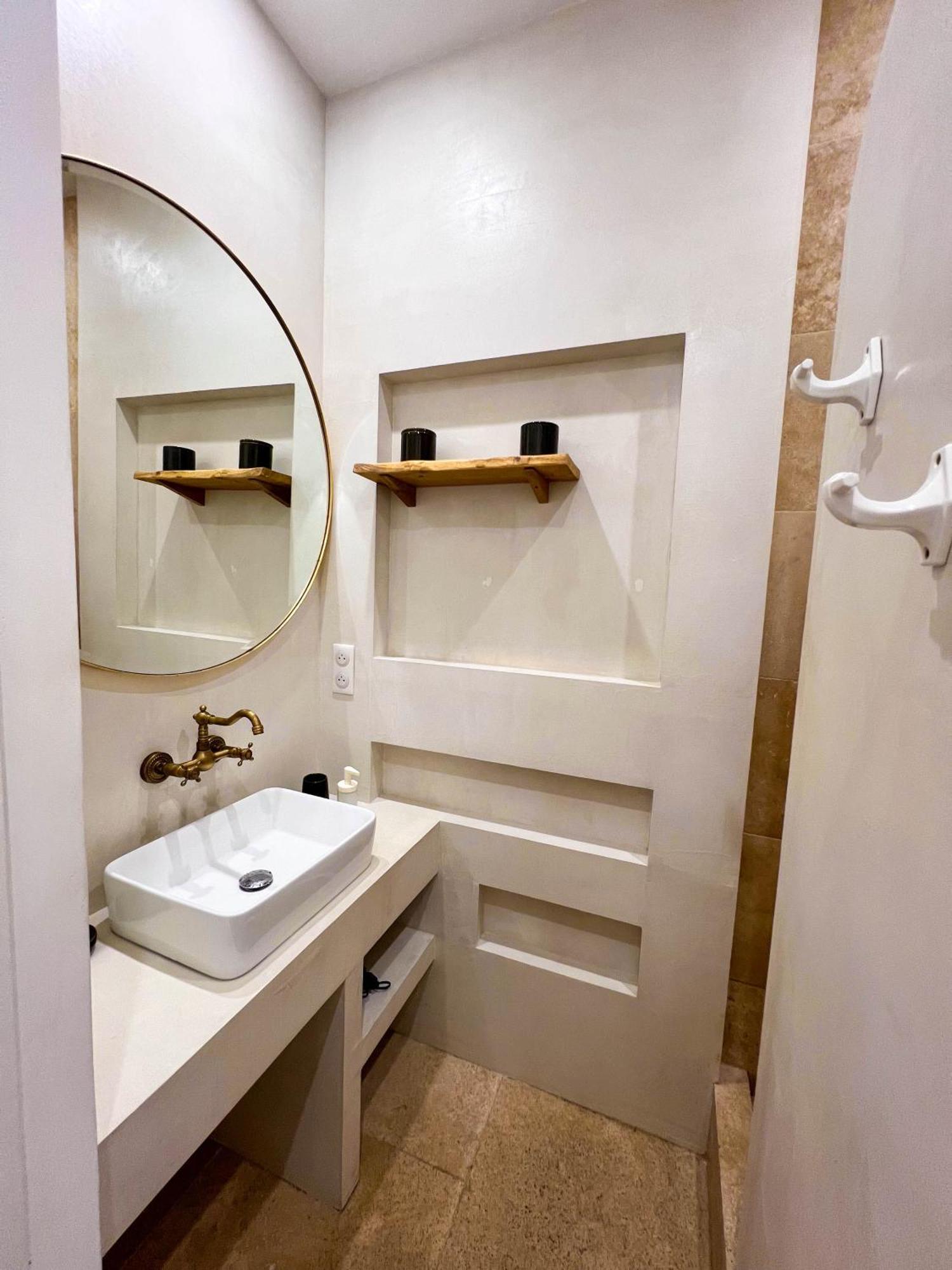 Chic Et Boheme A Endoume, A Deux Pas Du Vieux-Port Apartment Marseille Bagian luar foto